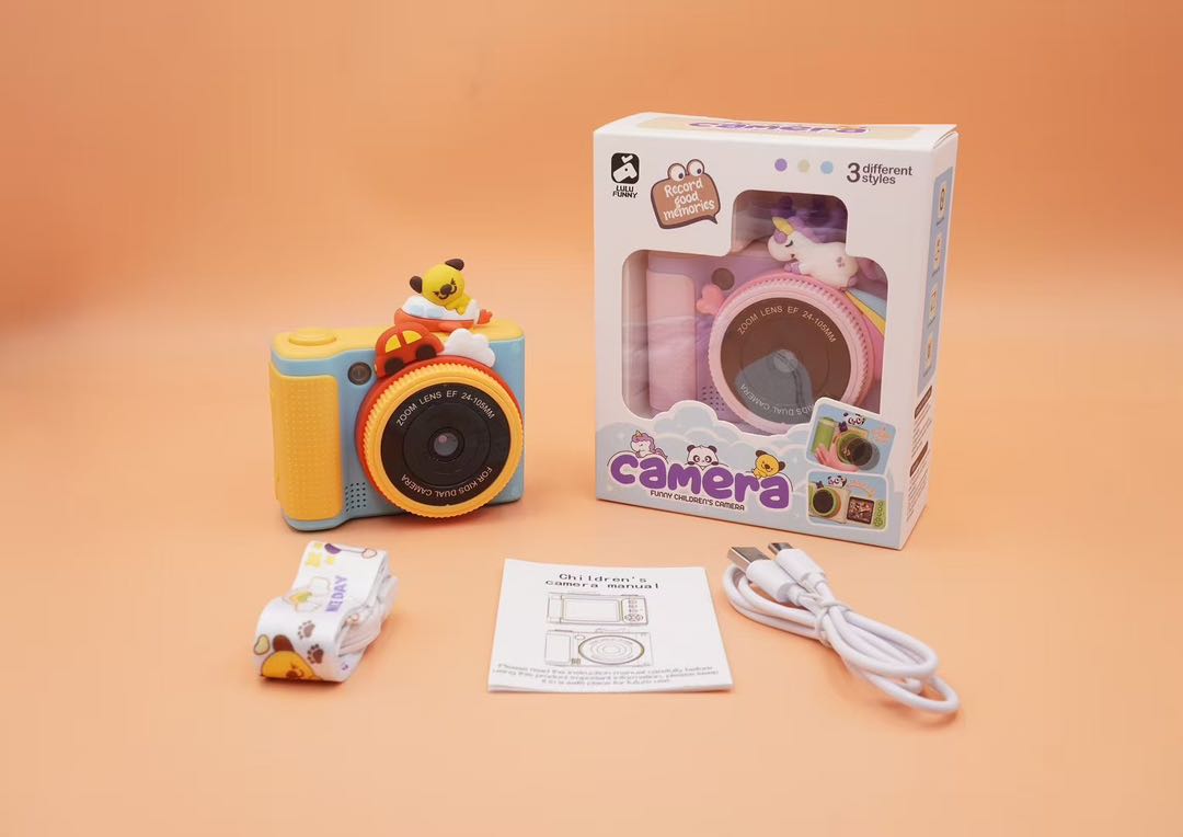 Bear Rotating Lens & Flip Screen Camera Pix & Play Co.